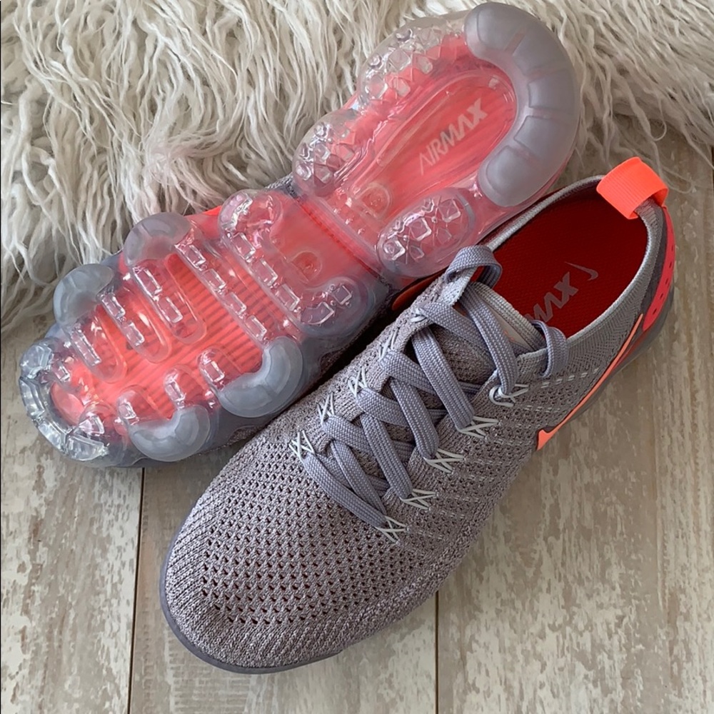 NWT Nike Air Vapormax Flyknit - Picture 11 of 11